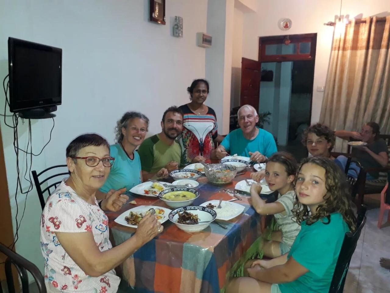 Nisansala Homestay Kandy Deiyannewela Εξωτερικό φωτογραφία